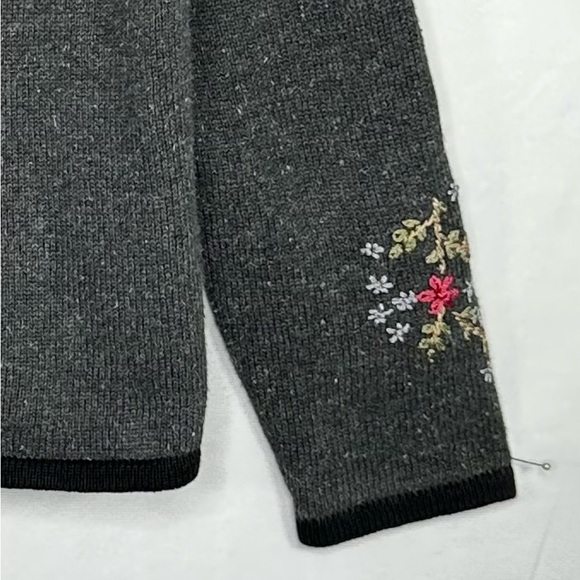 Carolina Colours Vintage Cardigan Grey Floral & Vine Embroidered Cottagecore SzS - Picture 7 of 8